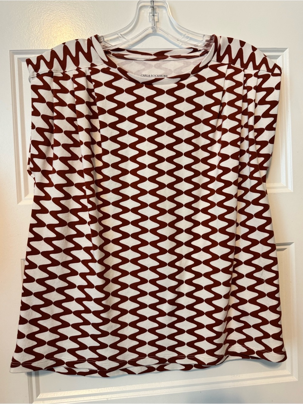 Carla Rockmore Collection Geometric Wave Print Pleated Shoulder Top Small